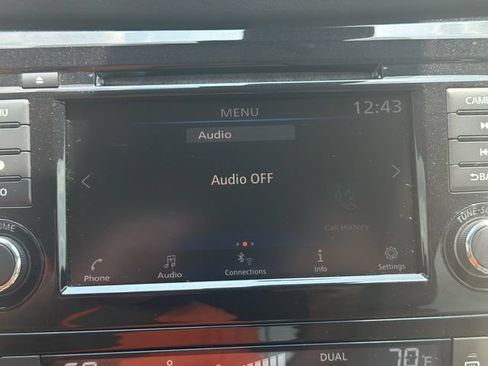 Used 2020 Nissan Rogue Sport SV FWD image 28