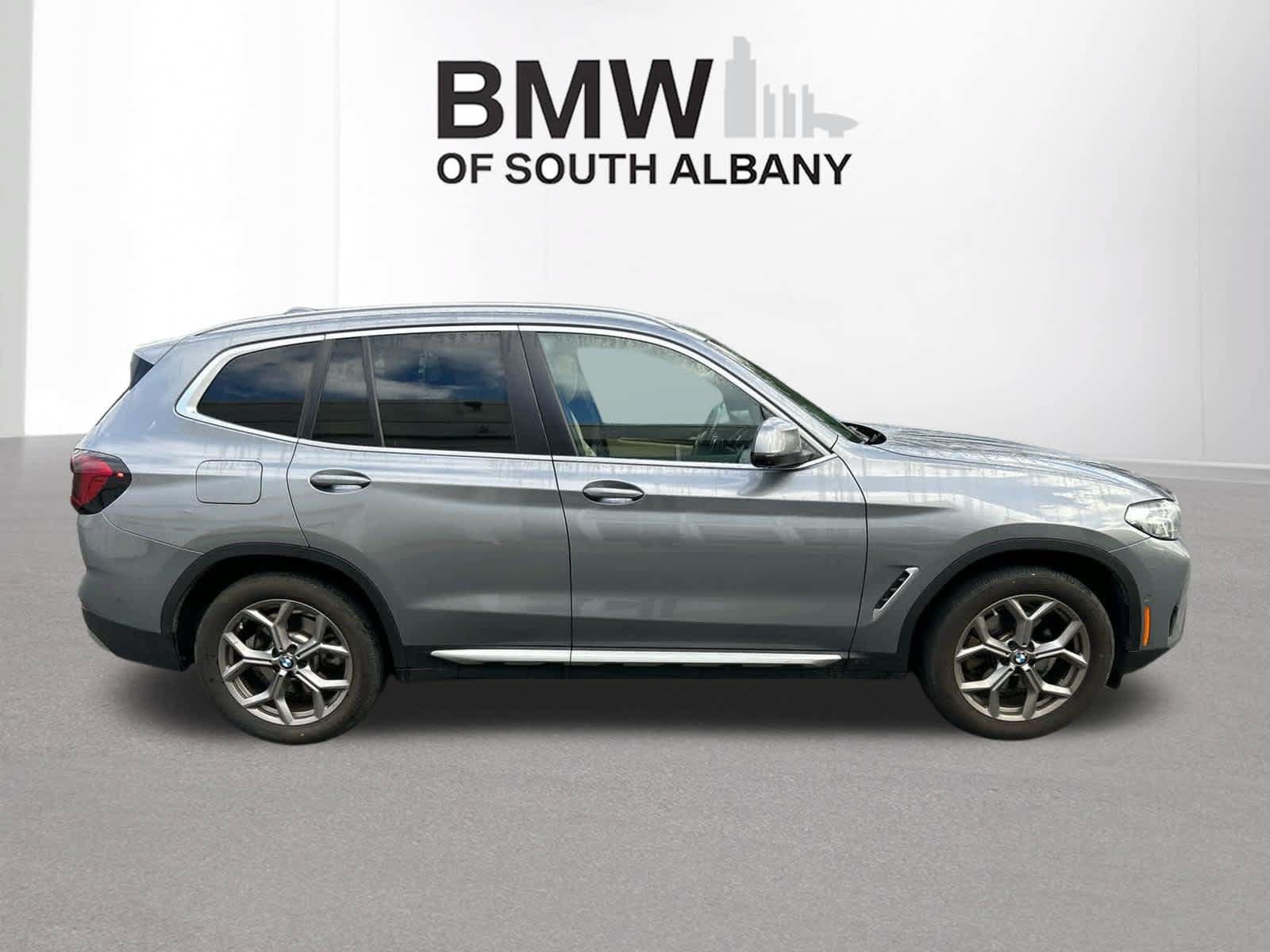 Used 2024 BMW X3 xDrive30i w/ Premium Package AWD/4WD image 6