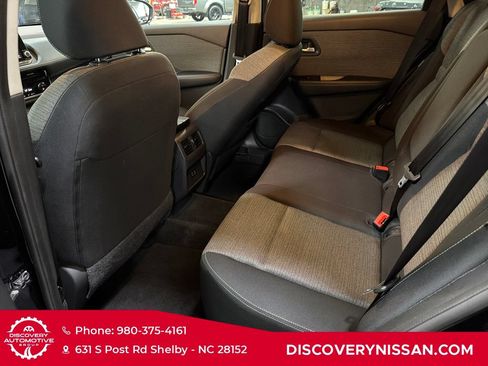 Certified 2023 Nissan Rogue SV FWD image 28