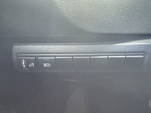 Used 2024 Toyota Corolla LE image 32