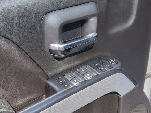 Used 2018 Chevrolet Silverado 1500 LT w/ All Star Edition image 21