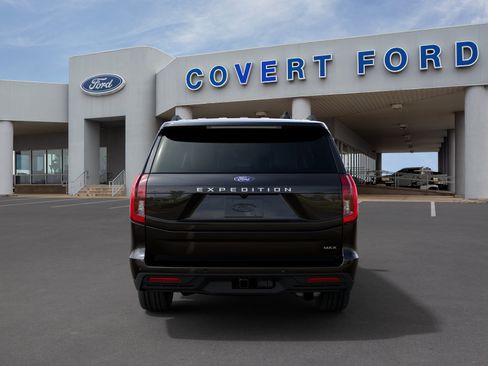 New 2027 Ford Expedition Max Active RWD image 7