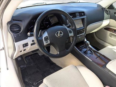 Used 2012 Lexus IS 350C image 10
