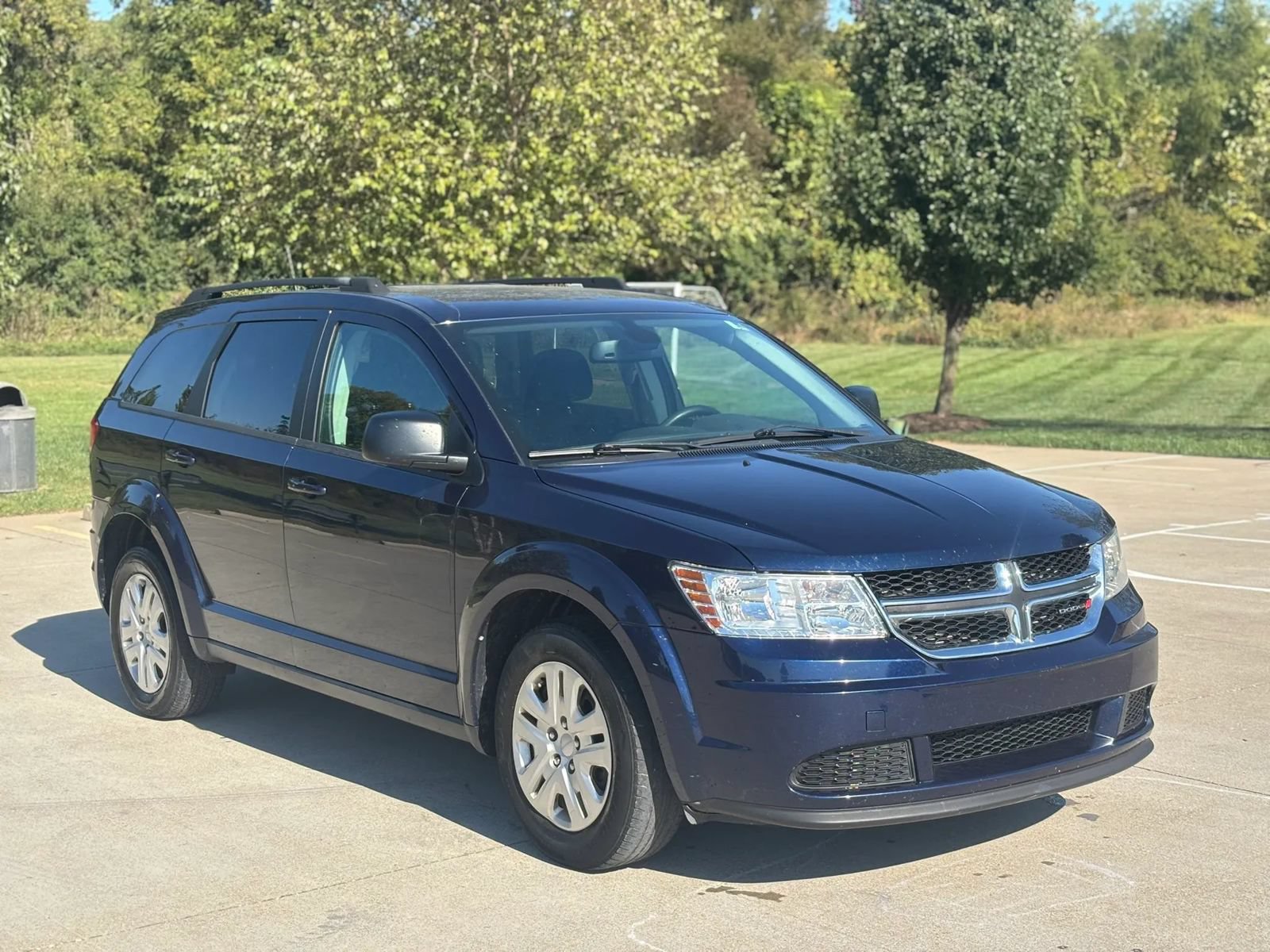 Used 2020 Dodge Journey SE FWD image 4