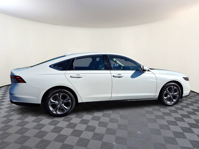 Used 2024 Honda Accord EX image 7