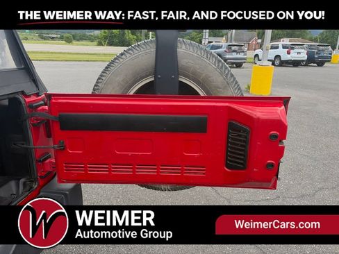 Used 2012 Jeep Wrangler Sport AWD/4WD image 9