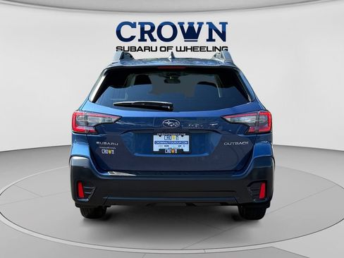 Used 2022 Subaru Outback Premium AWD/4WD image 4
