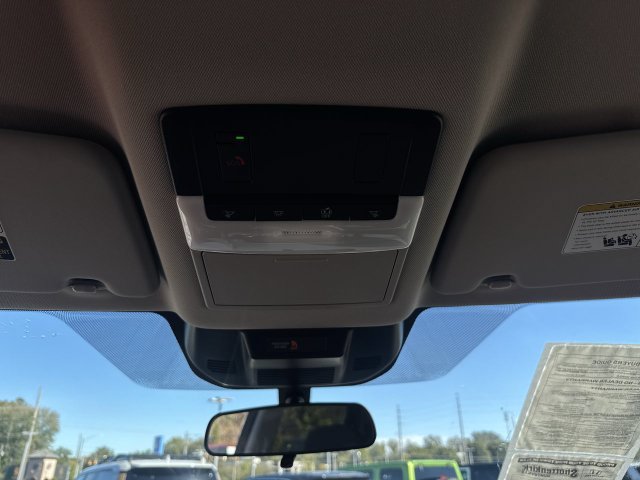 Used 2026 Nissan Rogue SV FWD image 25