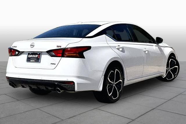 Certified 2025 Nissan Altima 2.5 SR w/ SR Premium Package AWD/4WD image 13