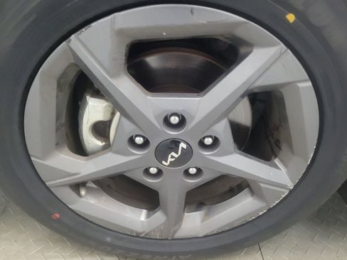 Used 2025 Kia K4 FWD image 31