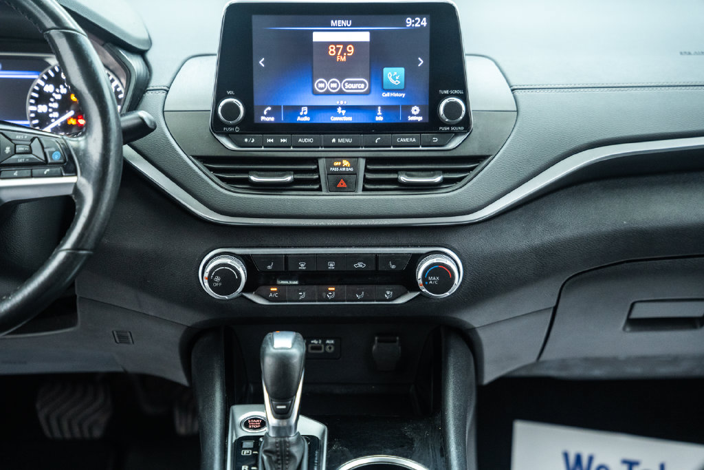 Used 2022 Nissan Altima 2.5 SV w/ SV Premium Package AWD/4WD image 22