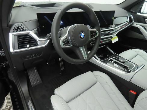 New 2026 BMW X5 sDrive40i w/ M Sport Package image 9