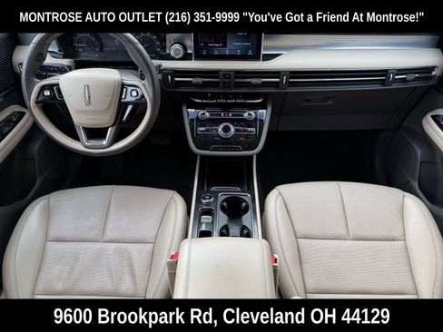 Used 2022 Lincoln Corsair AWD w/ Premium Package image 25