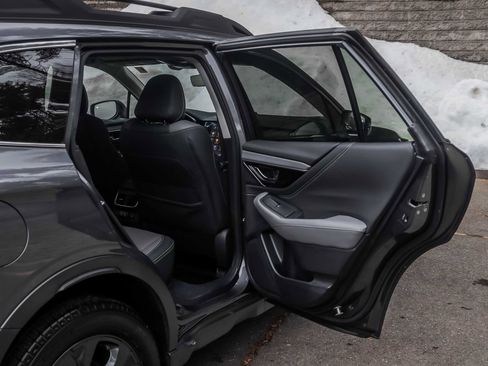 Used 2022 Subaru Outback Onyx Edition XT image 17