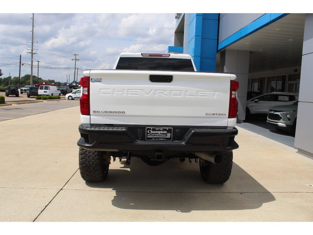 Used 2024 Chevrolet Silverado 2500 Custom w/ Custom Value Package AWD/4WD image 6