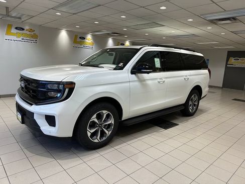 New 2027 Ford Expedition Max Active AWD/4WD image 2