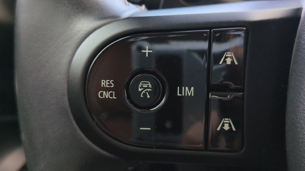 Used 2024 MINI Cooper S FWD image 20