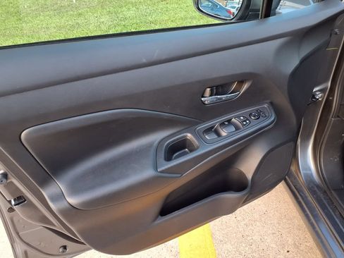 Used 2025 Nissan Versa SV w/ Trunk Package FWD image 22
