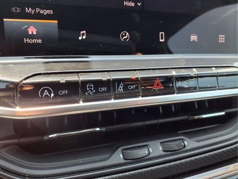 New 2026 Jeep Compass Latitude AWD/4WD image 29