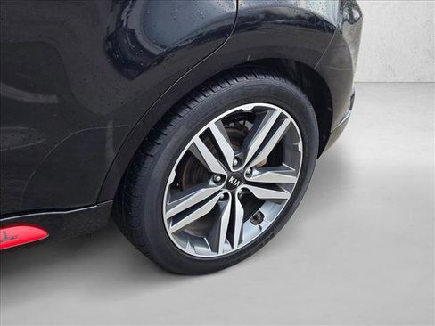 Used 2015 Kia Soul + image 22