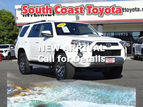Certified 2024 Toyota 4Runner TRD Off-Road Premium w/ Moonroof Package AWD/4WD image 1