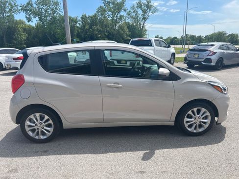 Used 2021 Chevrolet Spark LT FWD image 4