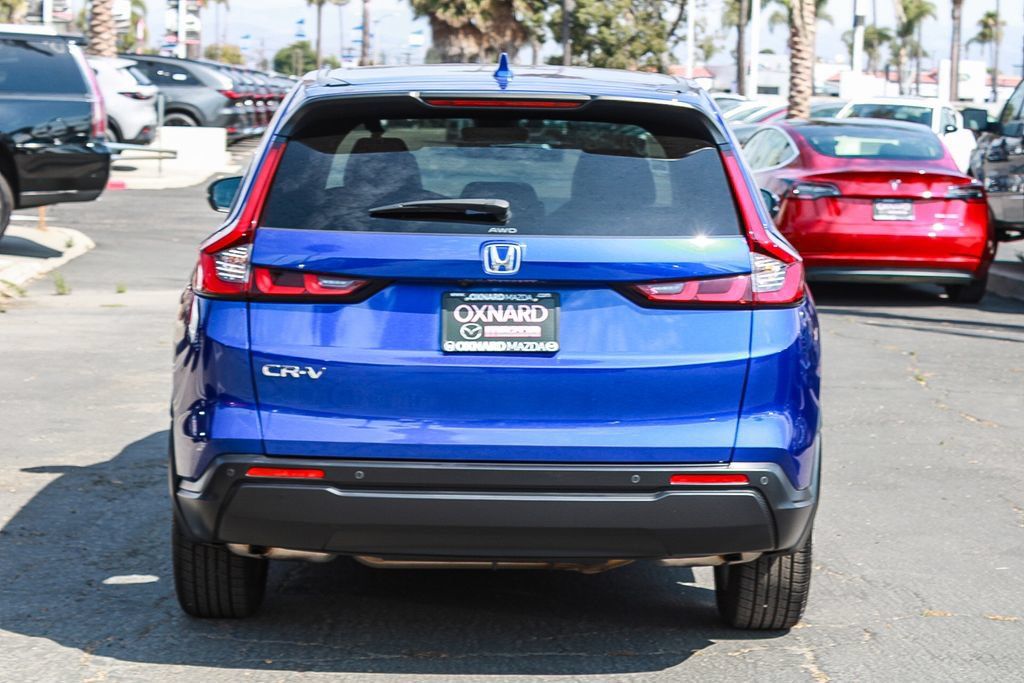 Used 2023 Honda CR-V EX-L image 5