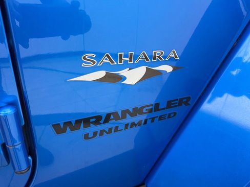 Used 2016 Jeep Wrangler Unlimited Sahara w/ Max Tow Package image 21