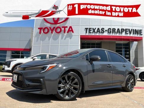 Used 2025 Toyota Corolla SE FWD image 1