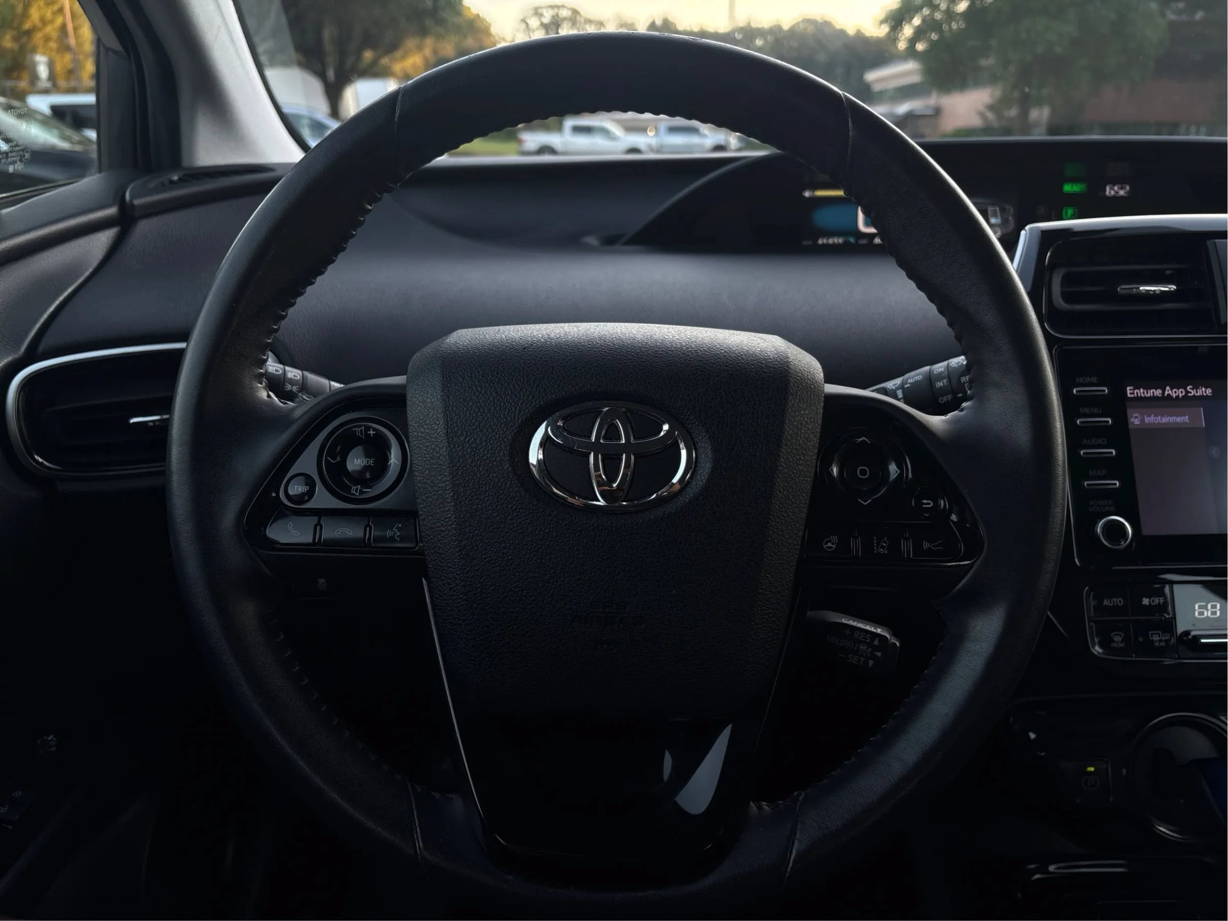 Used 2020 Toyota Prius XLE w/ Advanced Technology Package AWD/4WD image 29