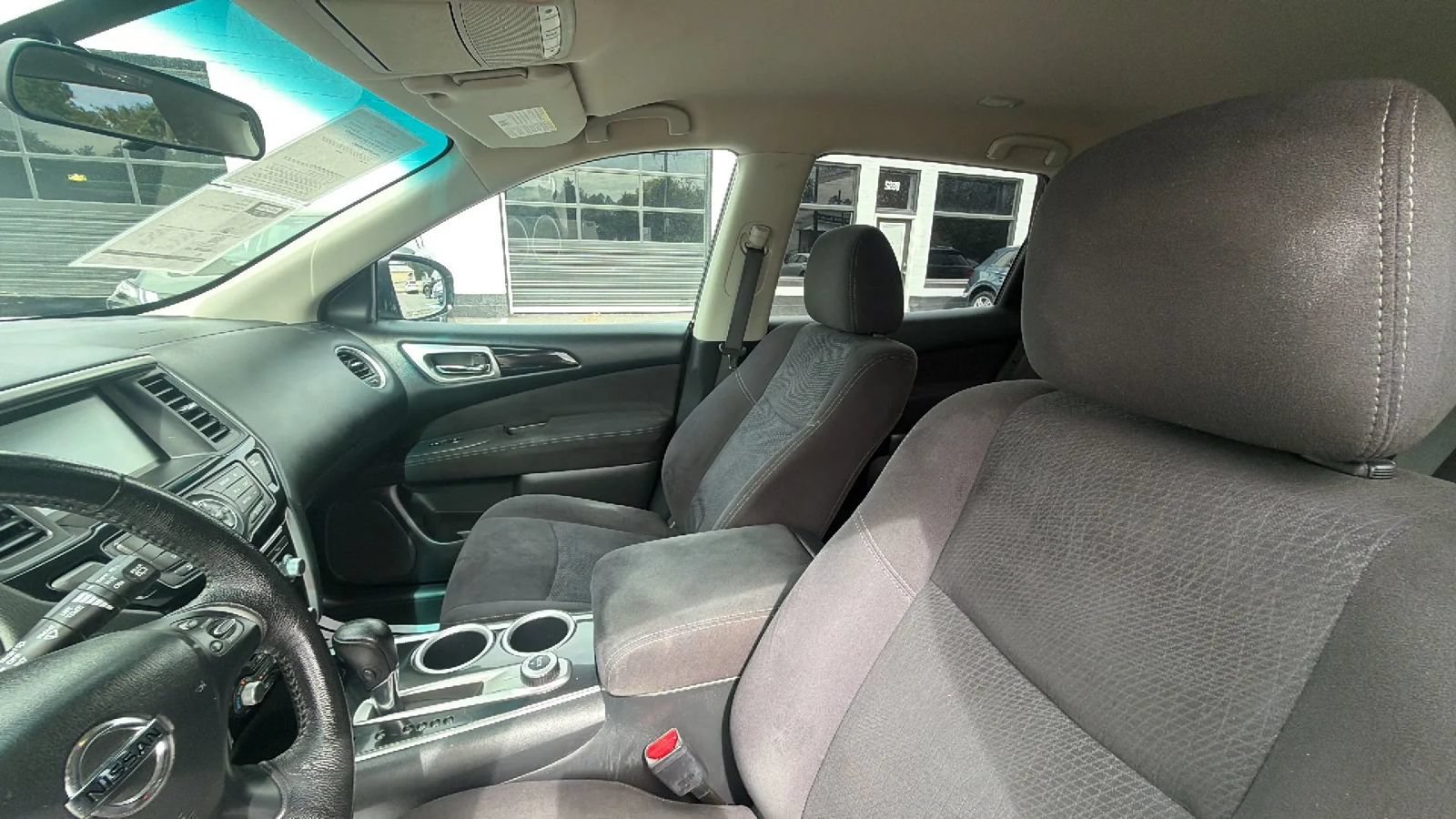 Used 2013 Nissan Pathfinder SV AWD/4WD image 15