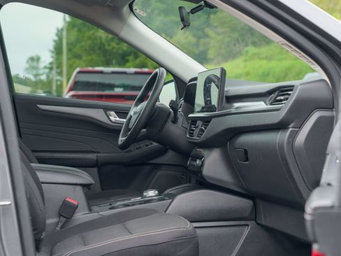 Used 2023 Ford Escape Active w/ Tech Pack #2 FWD image 13