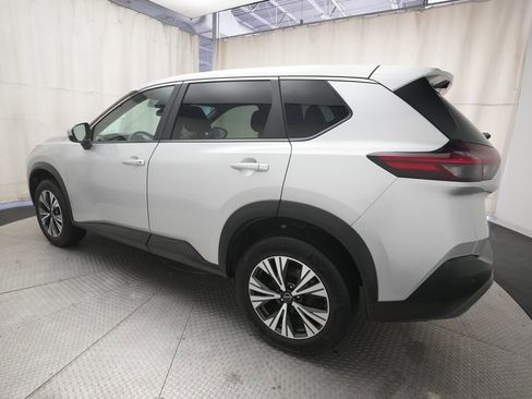 Used 2023 Nissan Rogue SV AWD/4WD image 32