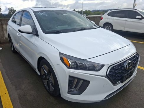 Used 2022 Hyundai Ioniq SEL FWD image 2