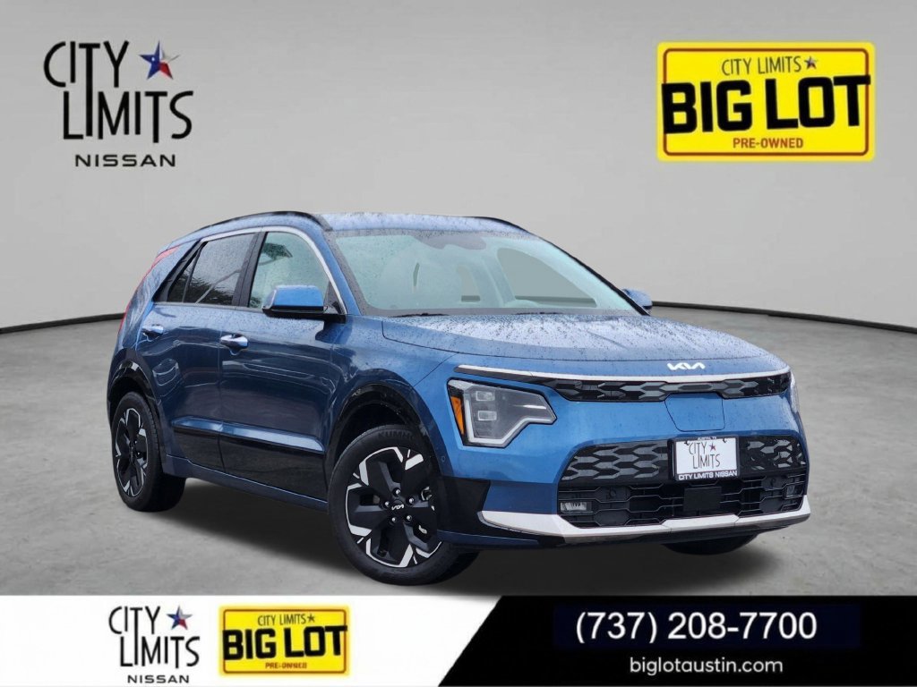 Used 2024 Kia Niro Wave FWD 360° Tour