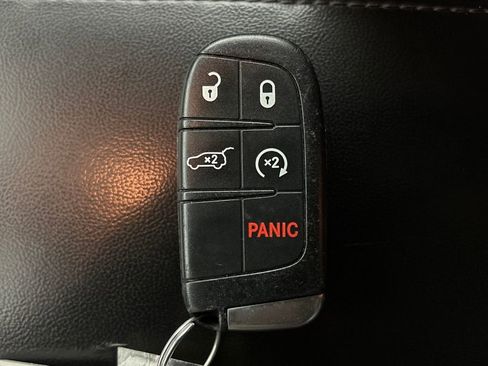 Used 2019 Dodge Durango GT image 34