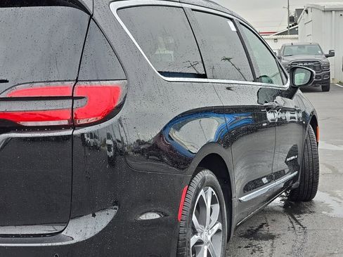 New 2026 Chrysler Pacifica Pinnacle image 77
