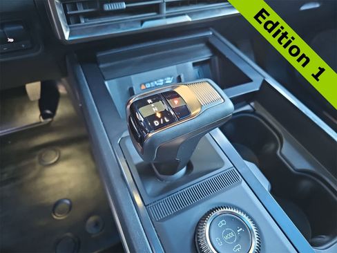 Used 2024 GMC Hummer EV 3X w/ LPO, Illumination Package image 21