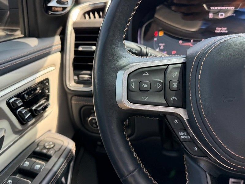 Used 2025 RAM 1500 Tungsten AWD/4WD image 11