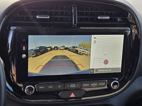 Certified 2025 Kia Soul EX FWD image 21