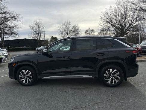 New 2026 Volkswagen Tiguan S image 2