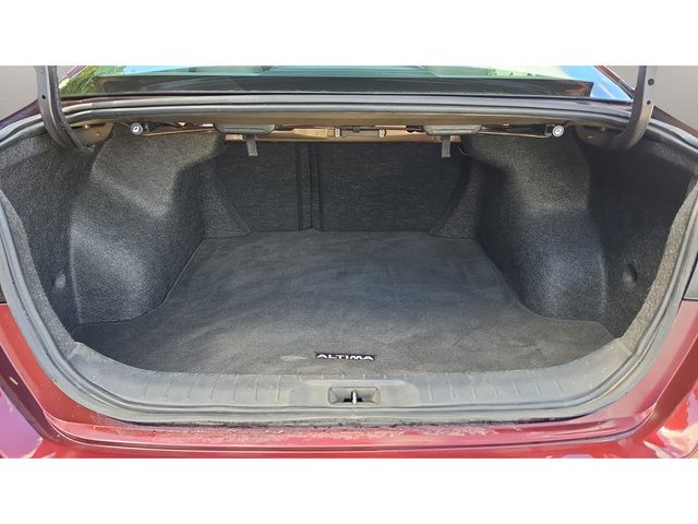 Used 2024 Nissan Altima 2.5 SV FWD image 15