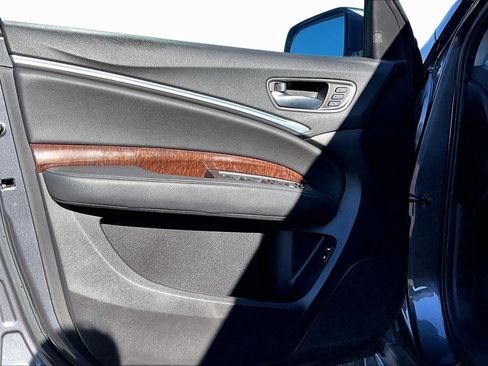 Used 2017 Acura MDX FWD w/ Technology Package image 17