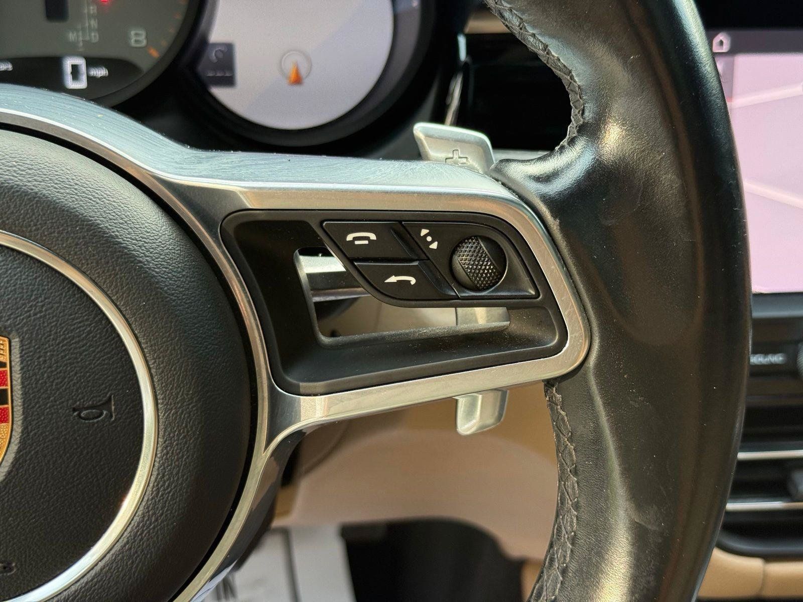 Used 2020 Porsche Macan S AWD/4WD image 39