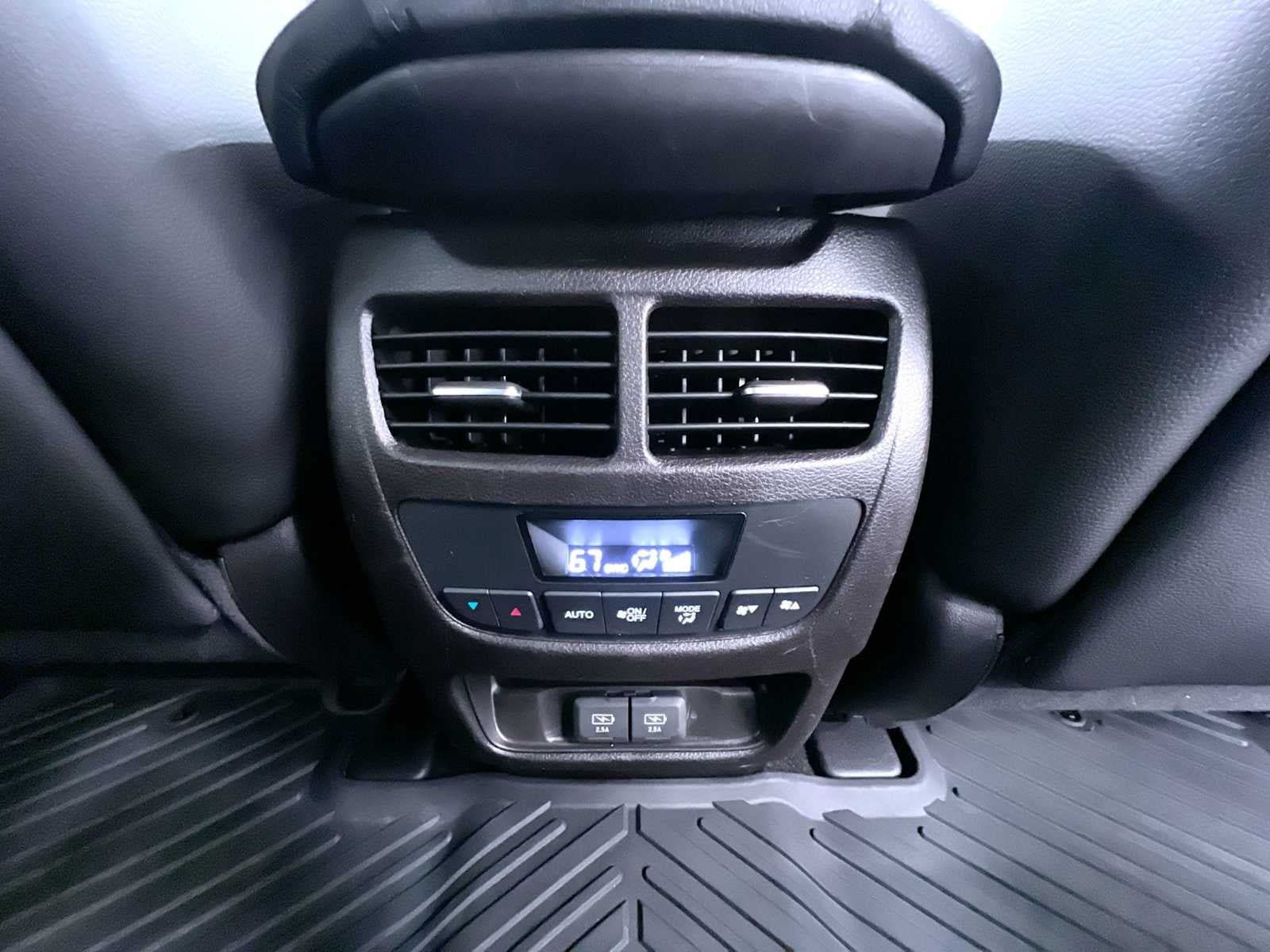 Used 2018 Acura MDX w/ Technology Package AWD/4WD image 38