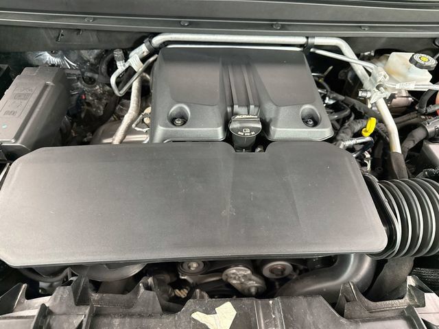 Used 2024 Chevrolet Colorado Trail Boss w/ Technology Package AWD/4WD image 30