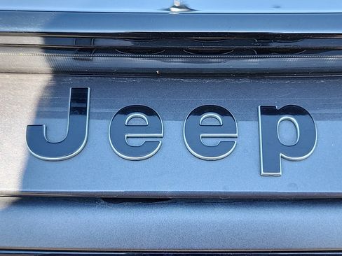 New 2025 Jeep Wagoneer S Limited image 24