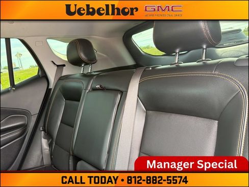 Used 2021 GMC Terrain SLT AWD/4WD image 18