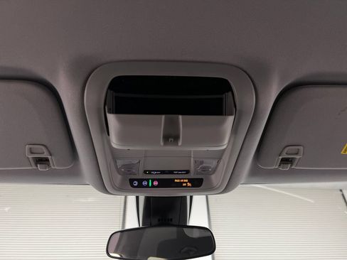 Used 2025 Chevrolet Blazer LT FWD image 59