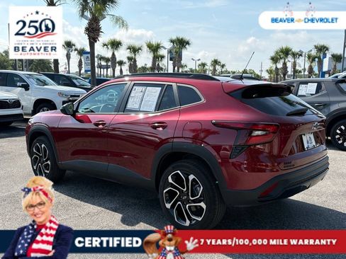 Used 2025 Chevrolet Trax RS w/ Driver Confidence Package FWD image 5